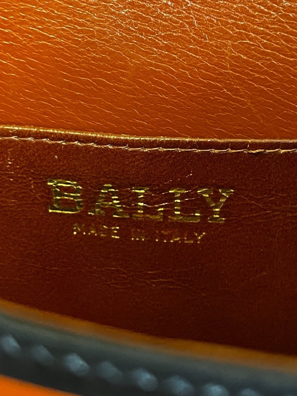 Bally Vintage 1980s Brown & Black Leather Top Handle Bag B Logo Clasp - Picture 2 of 16
